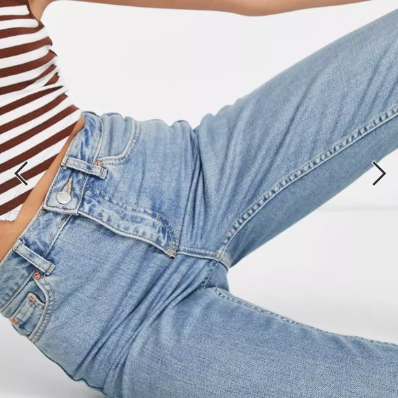 Topshop Mom Jeans (Bleach Blue) - Picture 2 of 4